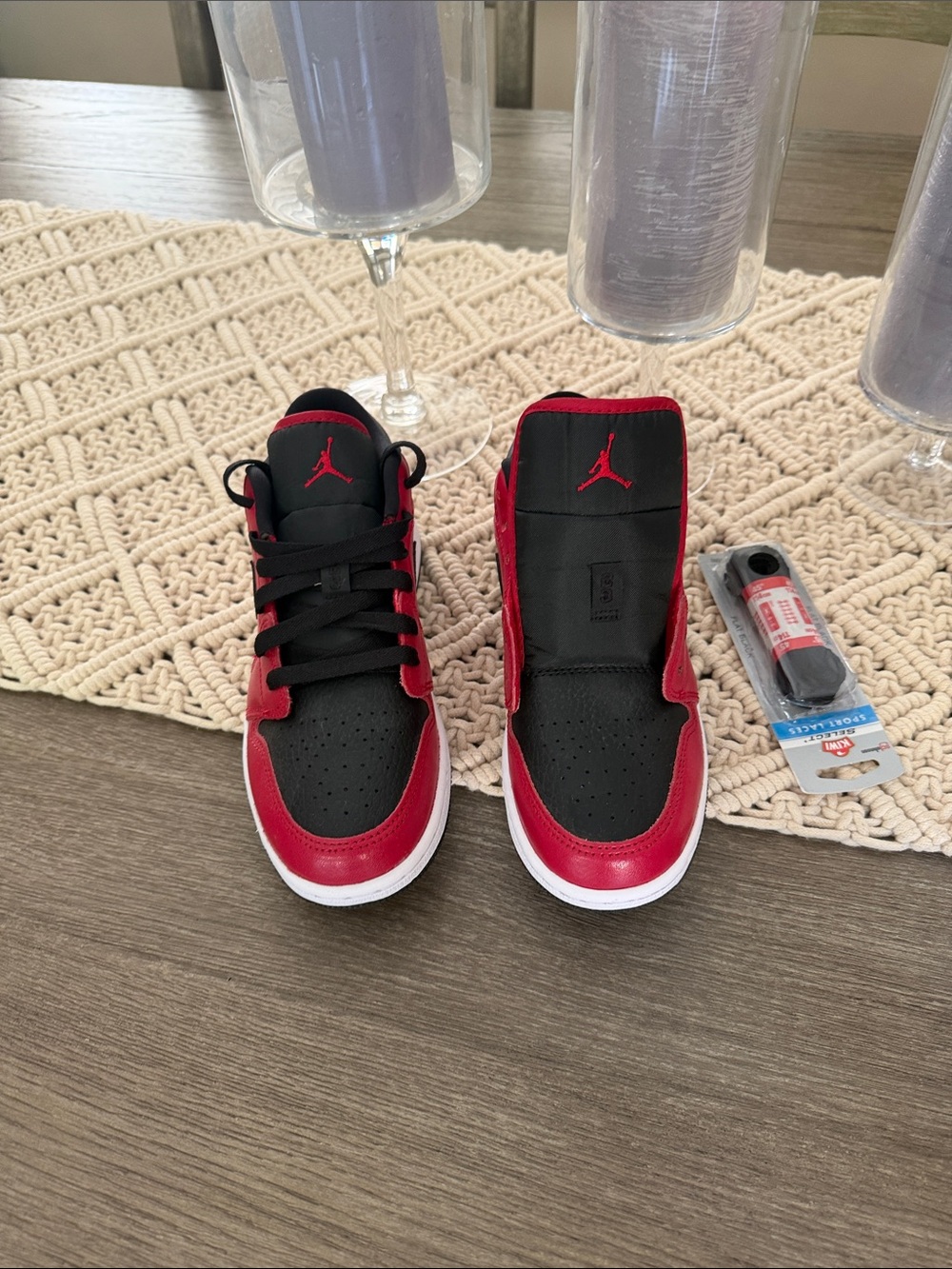 Jordan Kids Basketball Sneakers in Black and Red - Brand New- size 4
